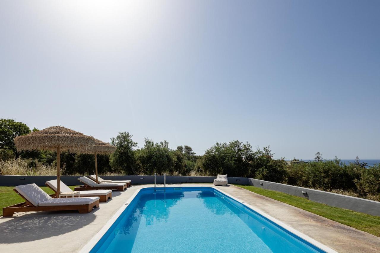 Gramvella Resort Adelianos Kampos Exterior foto